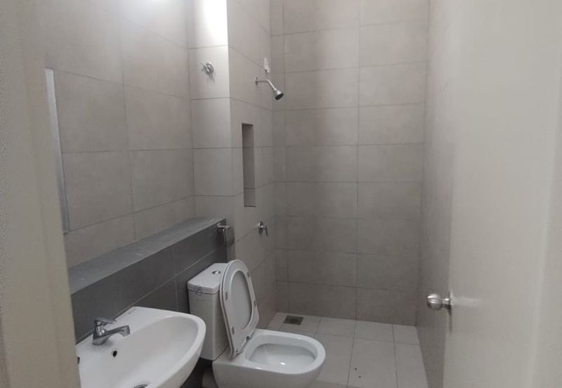 Robin @ Bandar Rimbayu