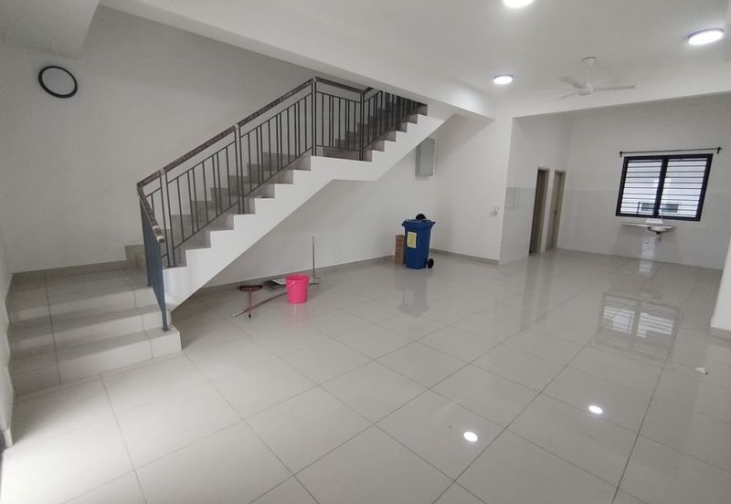 Robin @ Bandar Rimbayu