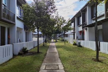 Arahsia Residences, Tropicana Aman