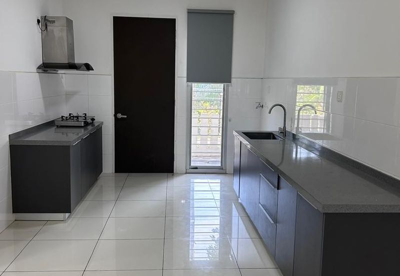 Arahsia Residences, Tropicana Aman