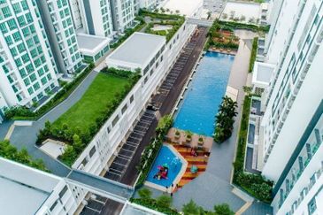 Meridin Bayvue Apartment