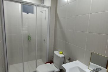 Meridin Bayvue Apartment