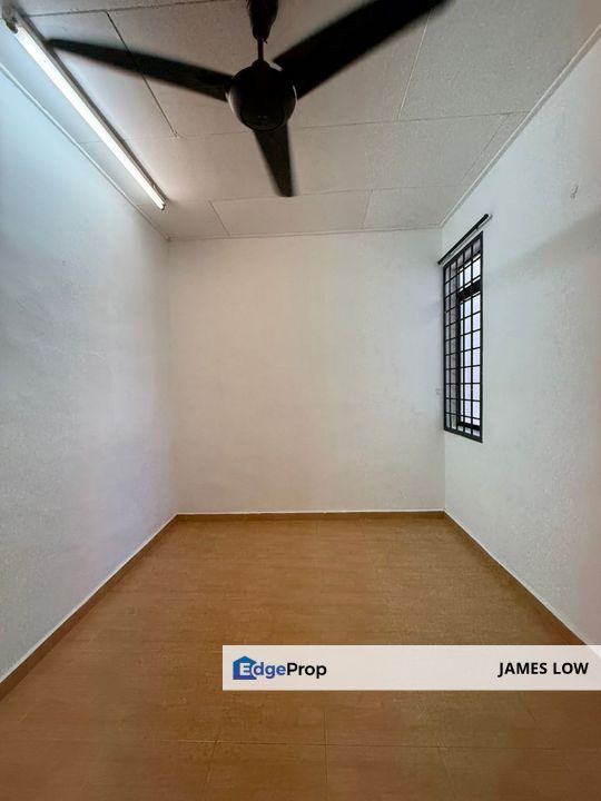 Taman Muhibbah - 2 Storey Terrace House For Sale, Johor, Kulai