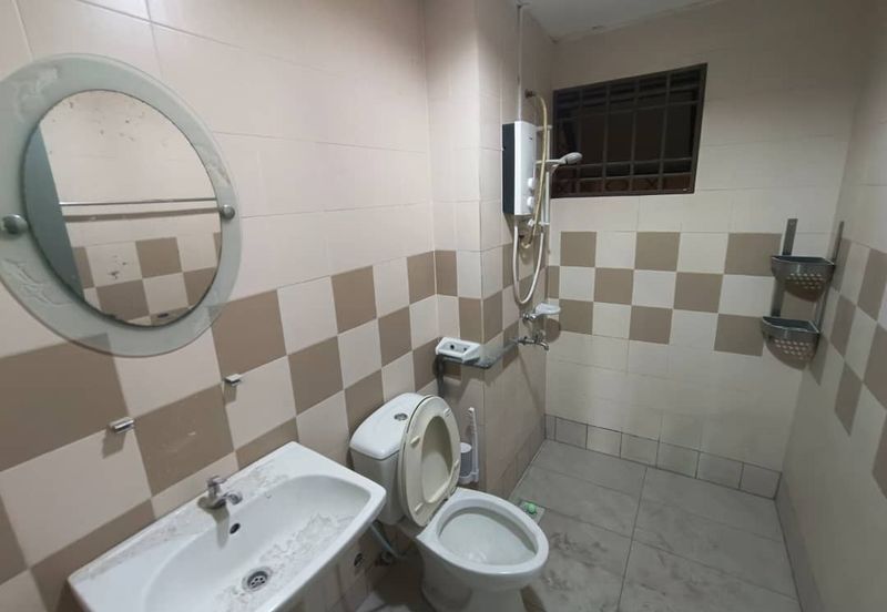 Royal Domain Sri Putramas II