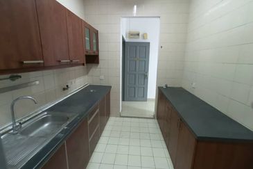 Royal Domain Sri Putramas II