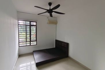 Royal Domain Sri Putramas II