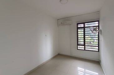 Royal Domain Sri Putramas II