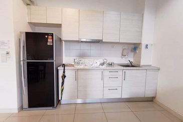 Dedaun Hijau (Greenfield Regency)