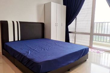 Dedaun Hijau (Greenfield Regency)