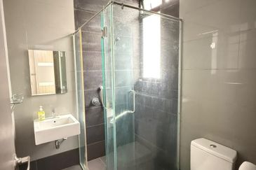 The Canal Garden South, Horizon Hills