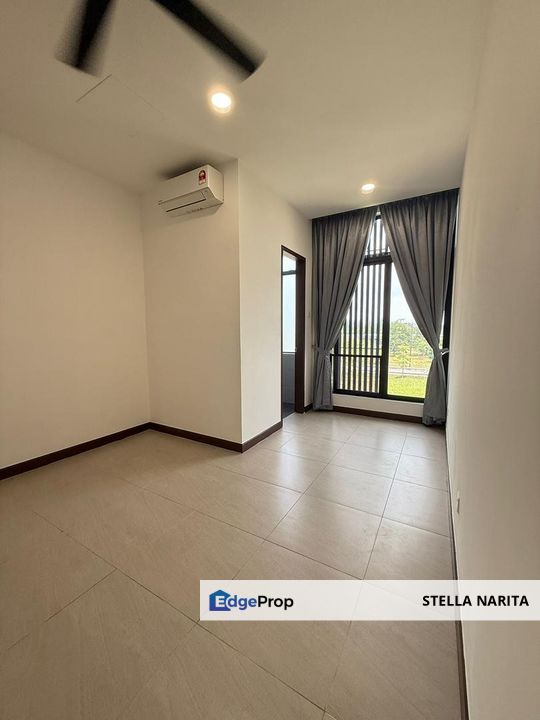 Aurora Sentral Double Storey Superlink For Rent/Fully Renovated/Partial Furnish, Johor, 