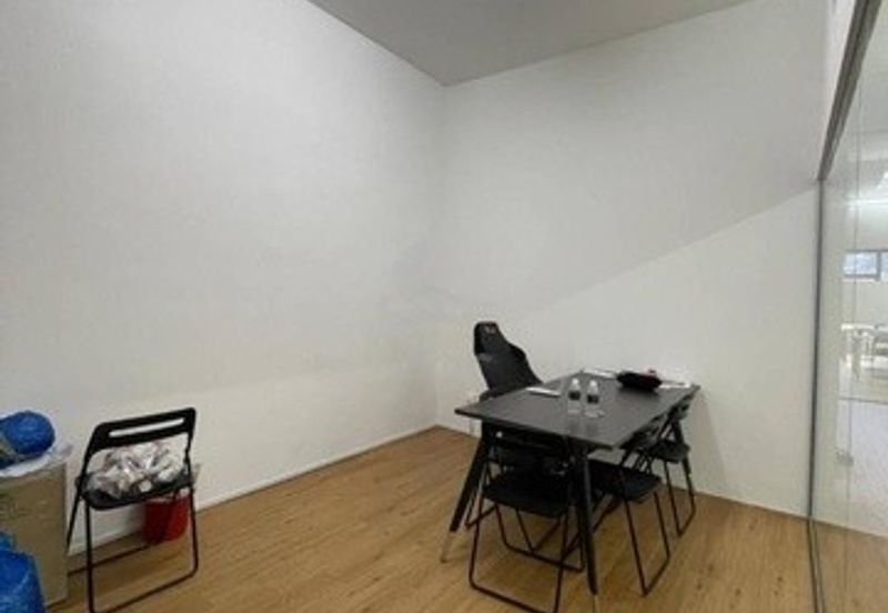 Trillium Lakefield Shop Office