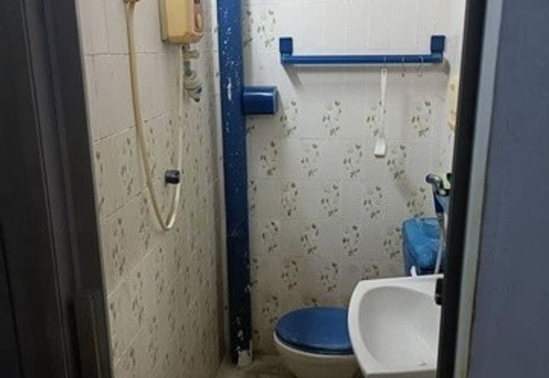 Townhouse, Pandan Indah for Sale 3 BR Unit