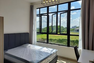 Zentro Residences @ 16 Sierra