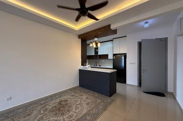 UPPERVILLE @ 16 Quartz Melawati