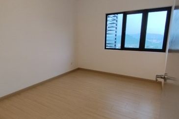 UPPERVILLE @ 16 Quartz Melawati