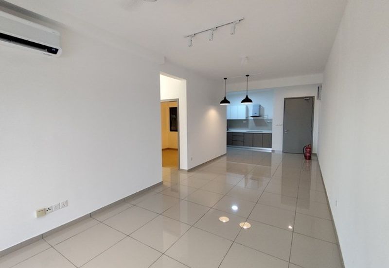 UPPERVILLE @ 16 Quartz Melawati