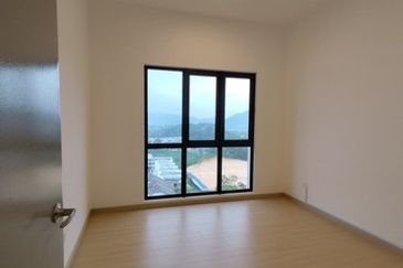 UPPERVILLE @ 16 Quartz Melawati