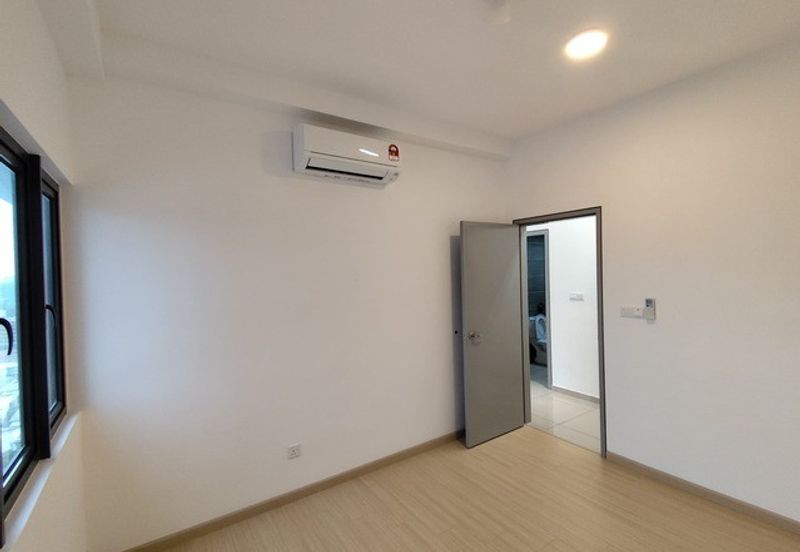 UPPERVILLE @ 16 Quartz Melawati