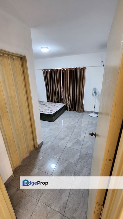 Putra Villa Kondominium, Gombak for Sale 3 BR Unit, Kuala Lumpur, Gombak