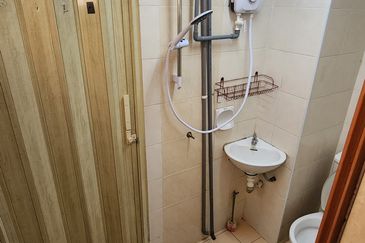 Putra Villa Kondominium