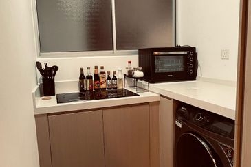 Platinum Splendor Residence