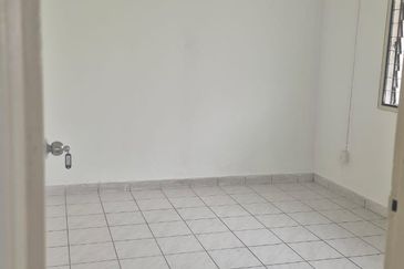 Single Storey Bungalow for Rent at Seksyen 5, Petaling Jaya