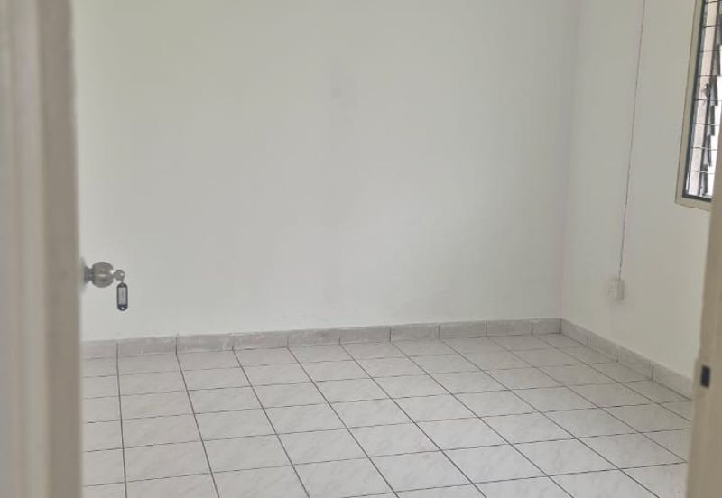 Single Storey Bungalow for Rent at Seksyen 5, Petaling Jaya