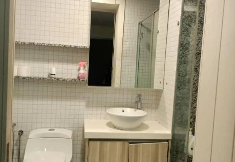 Six Ceylon (6 Ceylon)