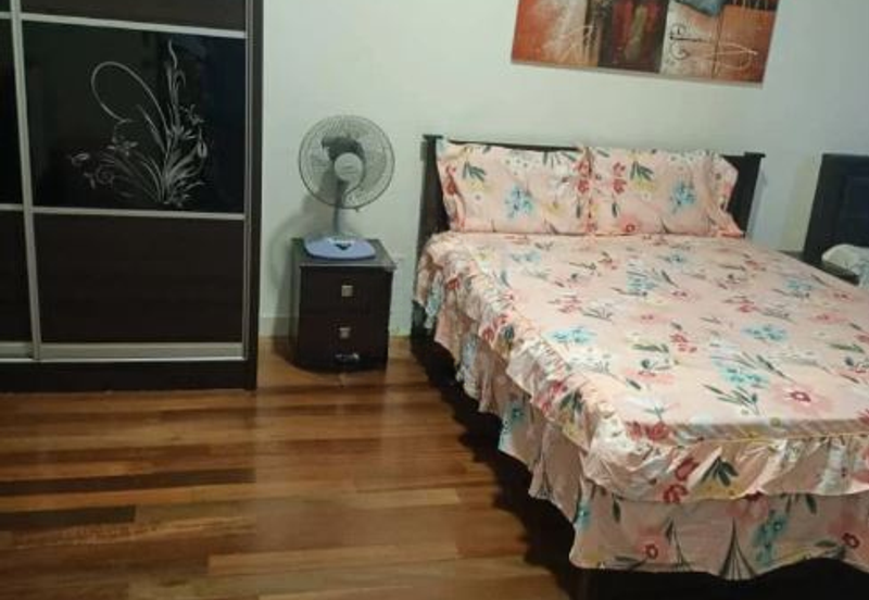 Six Ceylon (6 Ceylon)