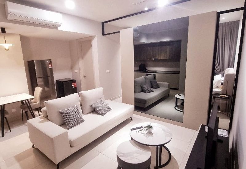 Datum Jelatek Residence