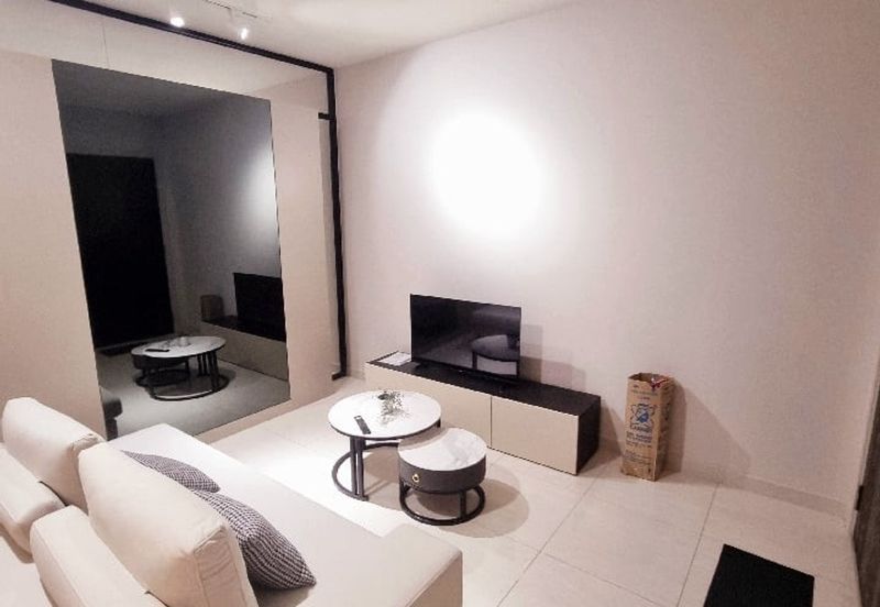 Datum Jelatek Residence