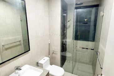 Datum Jelatek Residence