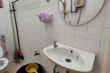 Shop Apartment Pandan Perdana, Ampang, Kuala Lumpur for Sale