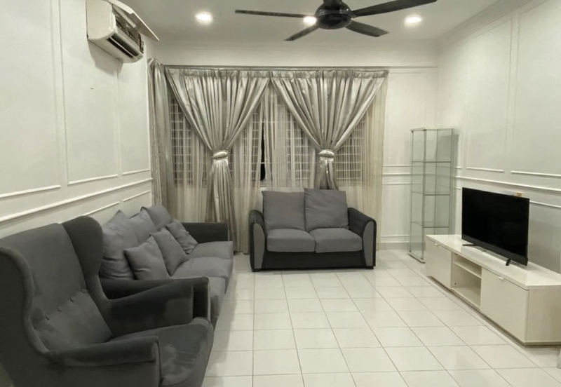 Hamton Townhouse, Kemensah, Taman Melawati for Rent 3 BR Unit