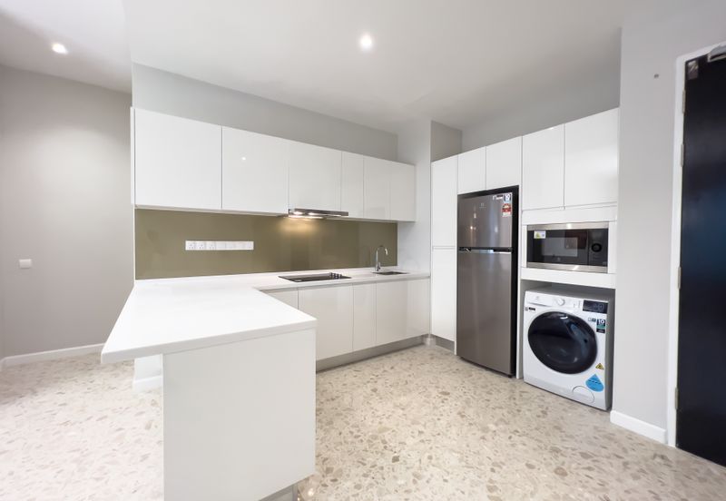 Pavilion Ceylon Hill