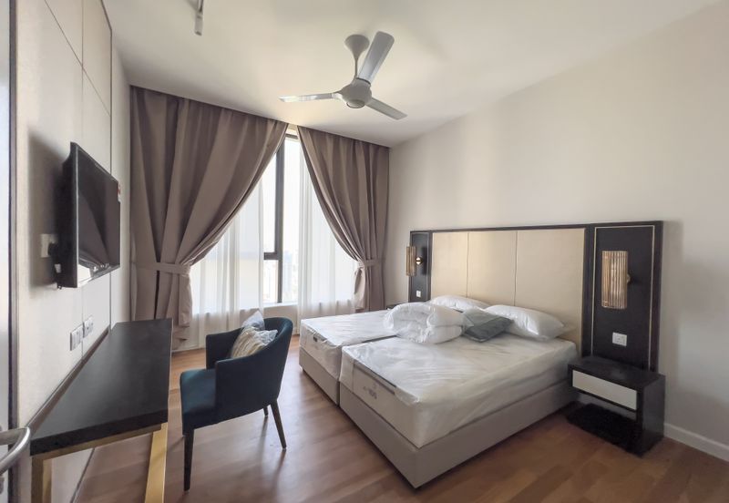 Pavilion Ceylon Hill