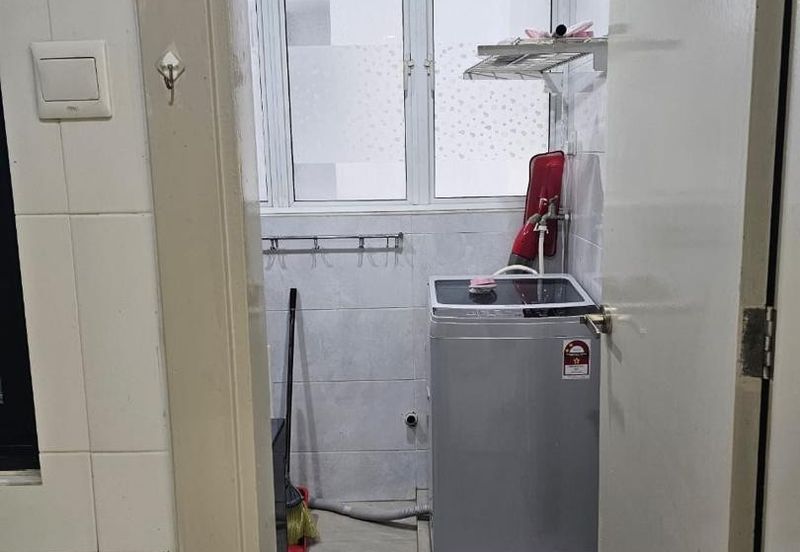 Gembira Residen (Gembira Residence)