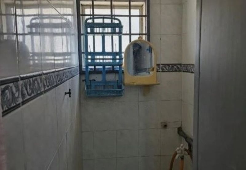 2-Storey Low Cost Terrace PKNS house @ Batu 13 1/2 Puchong for Sale