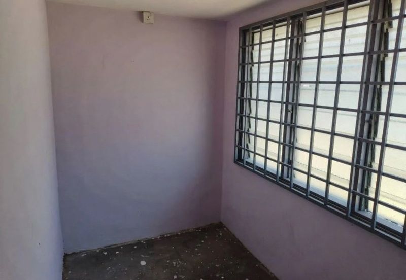 2-Storey Low Cost Terrace PKNS house @ Batu 13 1/2 Puchong for Sale