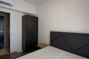 Henna Residence @ The Quartz