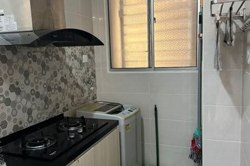 Residensi Platinum Teratai