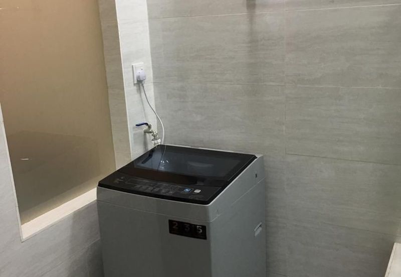 10 Semantan Suites (Sematan Avenue)