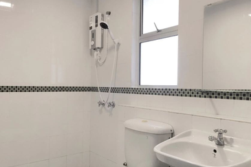 Seri Maya Condominium