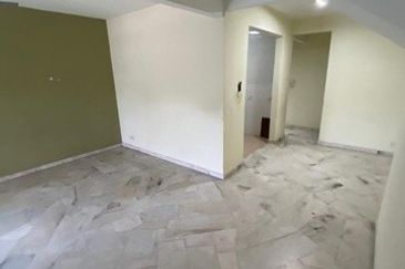 Tun Hussein Onn, Cheras