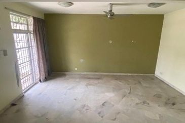 Tun Hussein Onn, Cheras