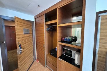 Dua Sentral Residential Tower