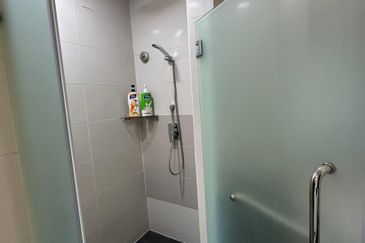 Dua Sentral Residential Tower