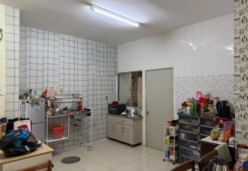 Platinum Hill Condo Pv8