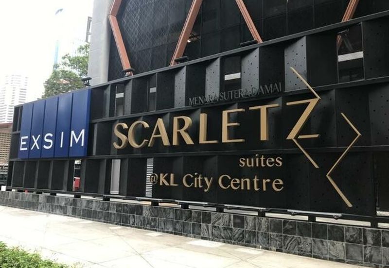 Scarletz Suites